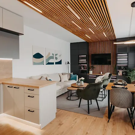 Le Lys Dor With Private Parking דירה קושיצה