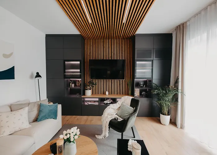 Le Lys Dor With Private Parking Apartment