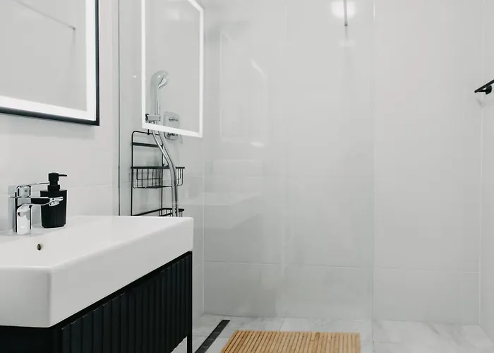 Le Lys Dor With Private Parking